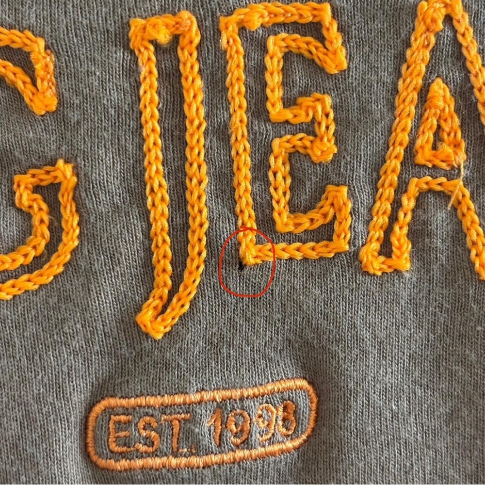 BDG Embroidered Tee - Picture 4 of 4